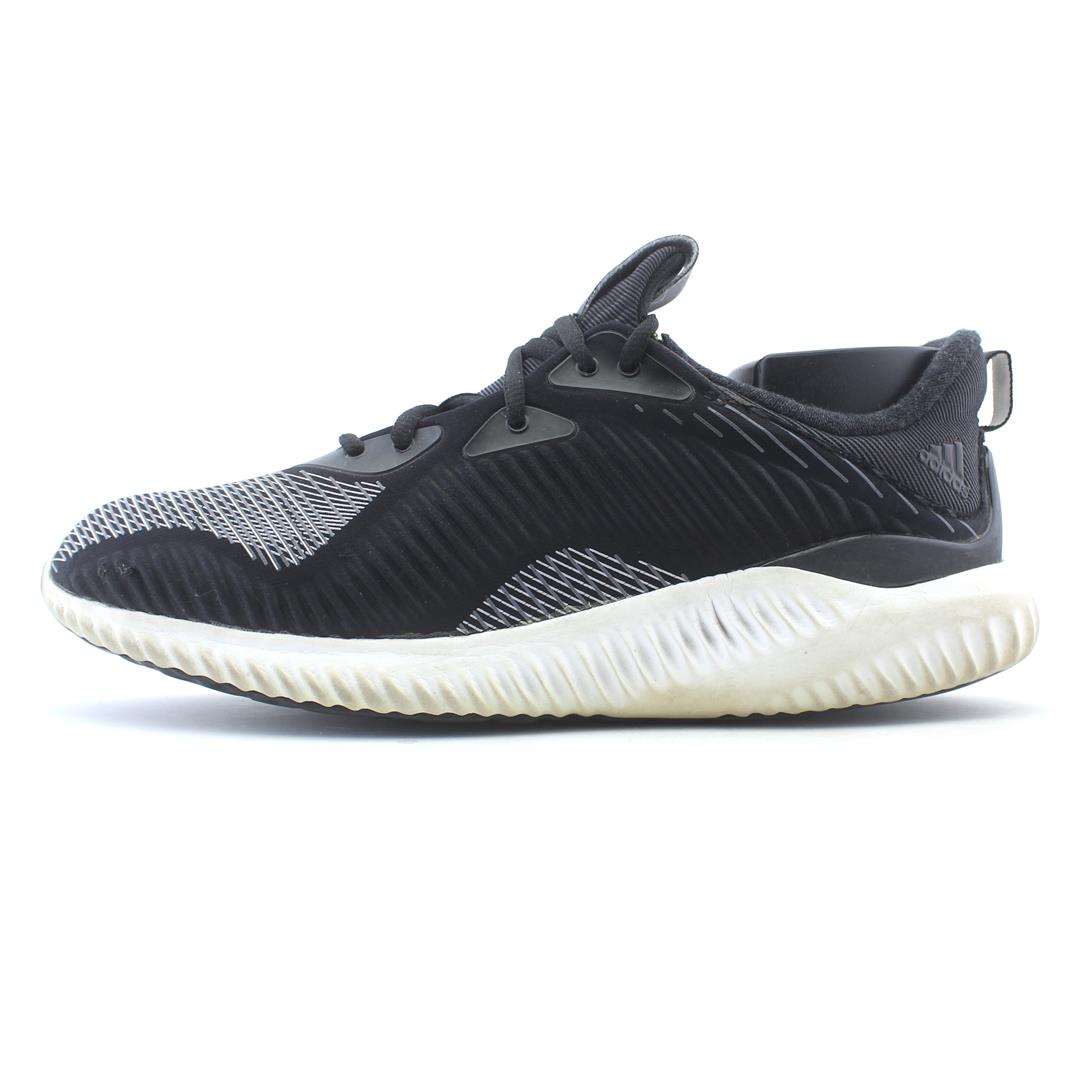 ADIDAS .