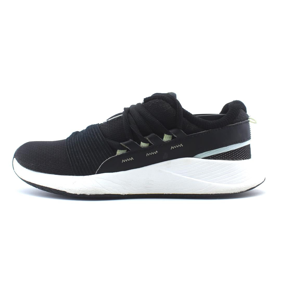 UNDER ARMOUR  CHARGED BREATHE