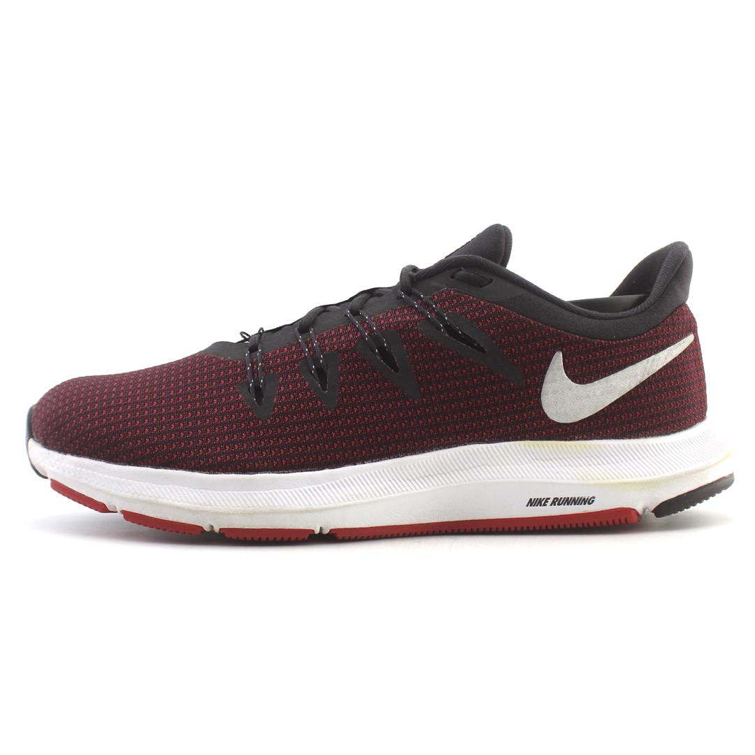 NIKE QUEST