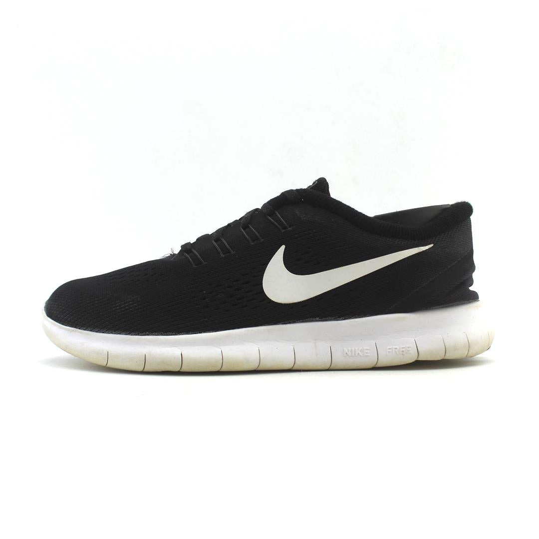 NIKE FREE RN