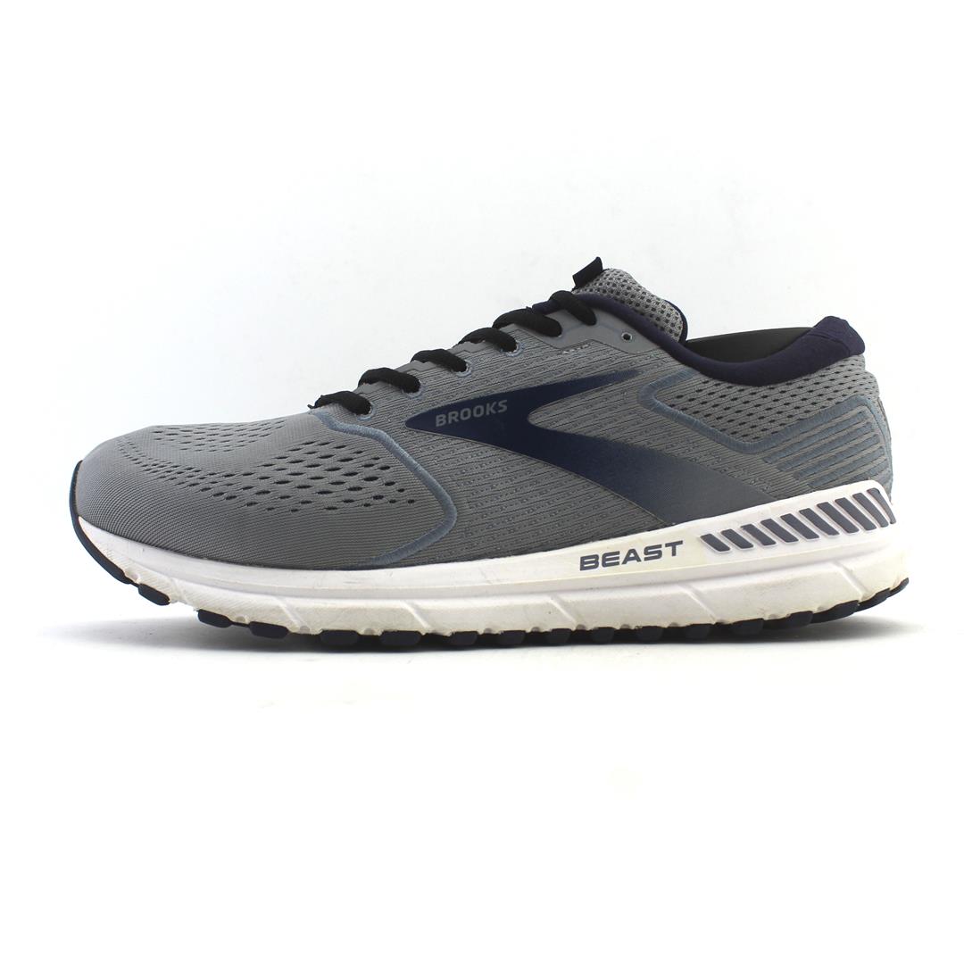 BROOKS BEAST 20