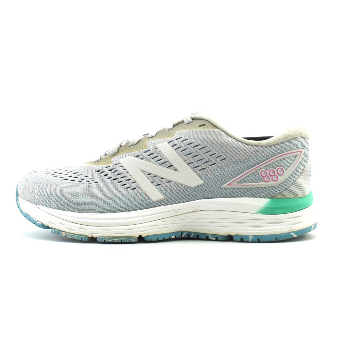 NEW BALANCE 880V9