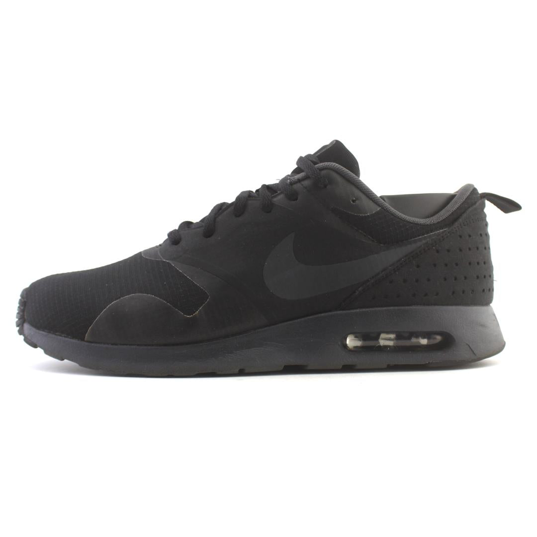 NIKE  AIR MAX TAVAS