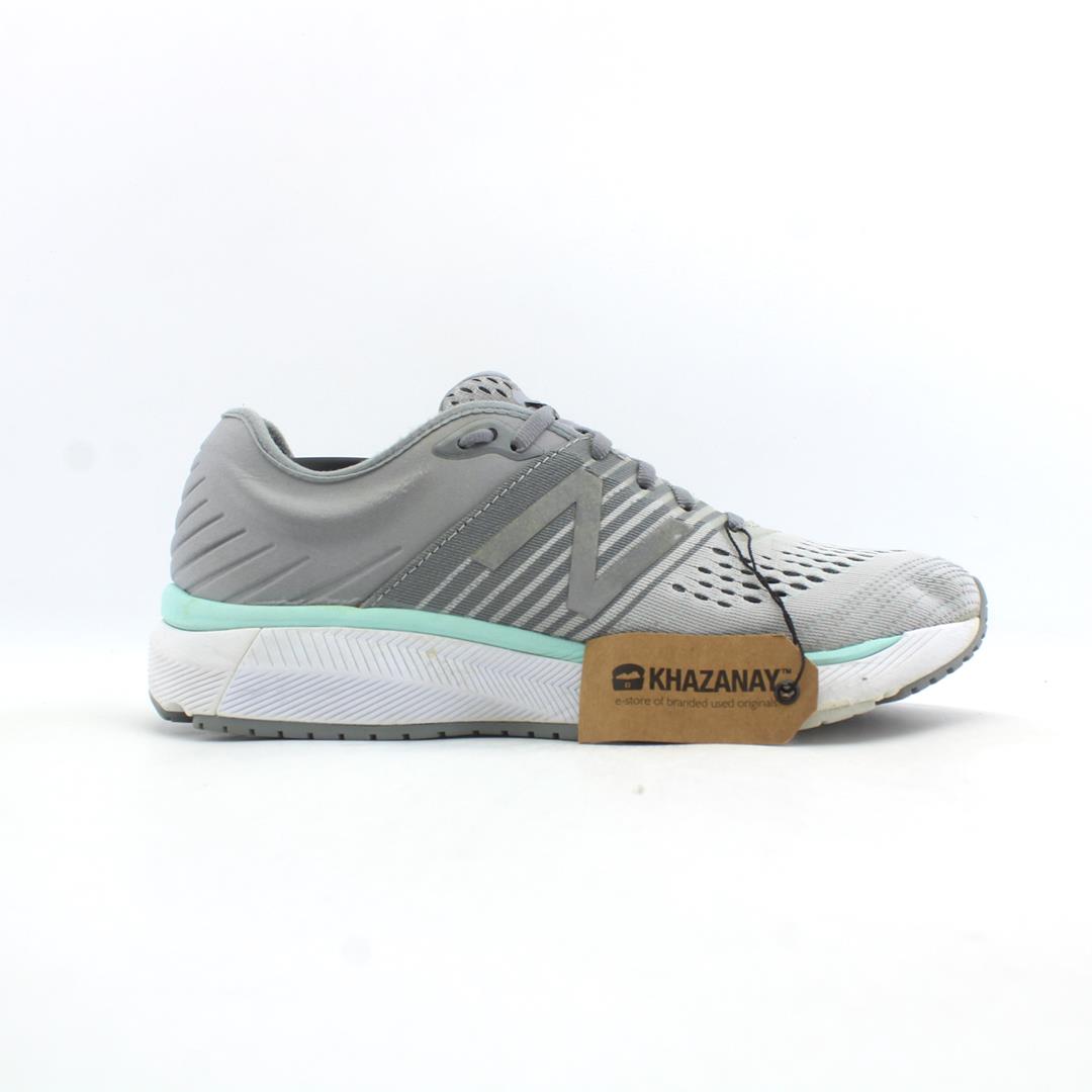 NEW BALANCE 860V10