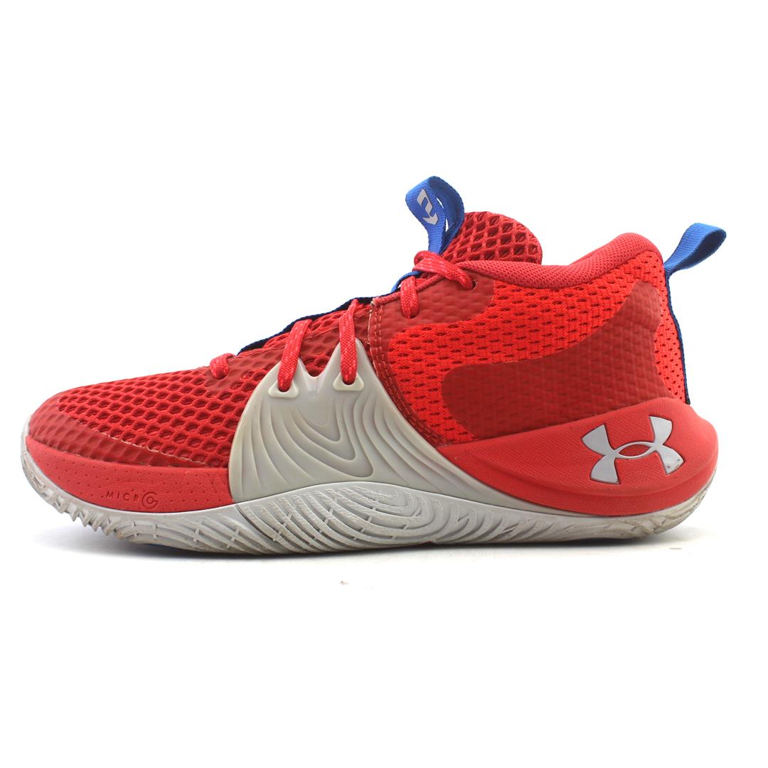 UNDER ARMOUR EMBIID ONE