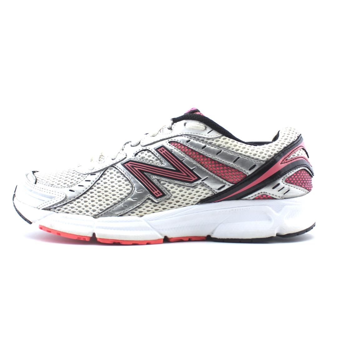NEW BALANCE 470V3
