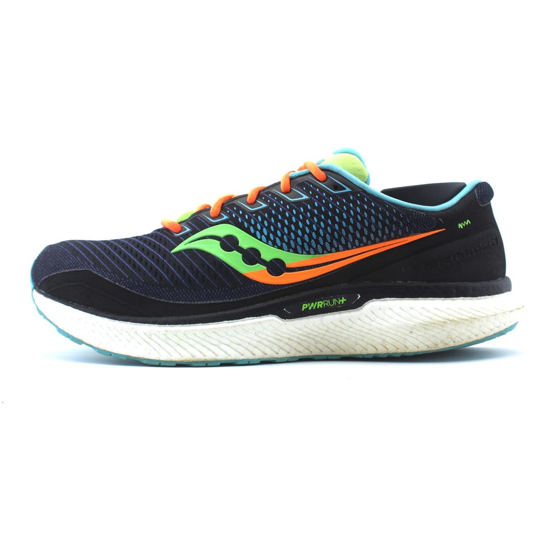 SAUCONY TRUIMPH 18