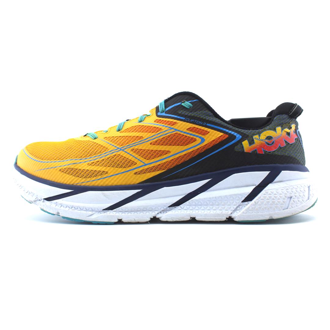 HOKA ONE ONE CLIFTON 3