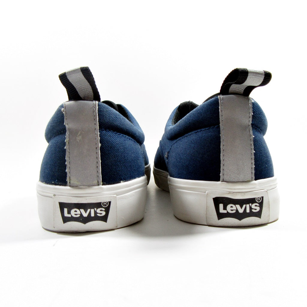 LEVIS - Commuter Lo Canvas Shoes - Khazanay