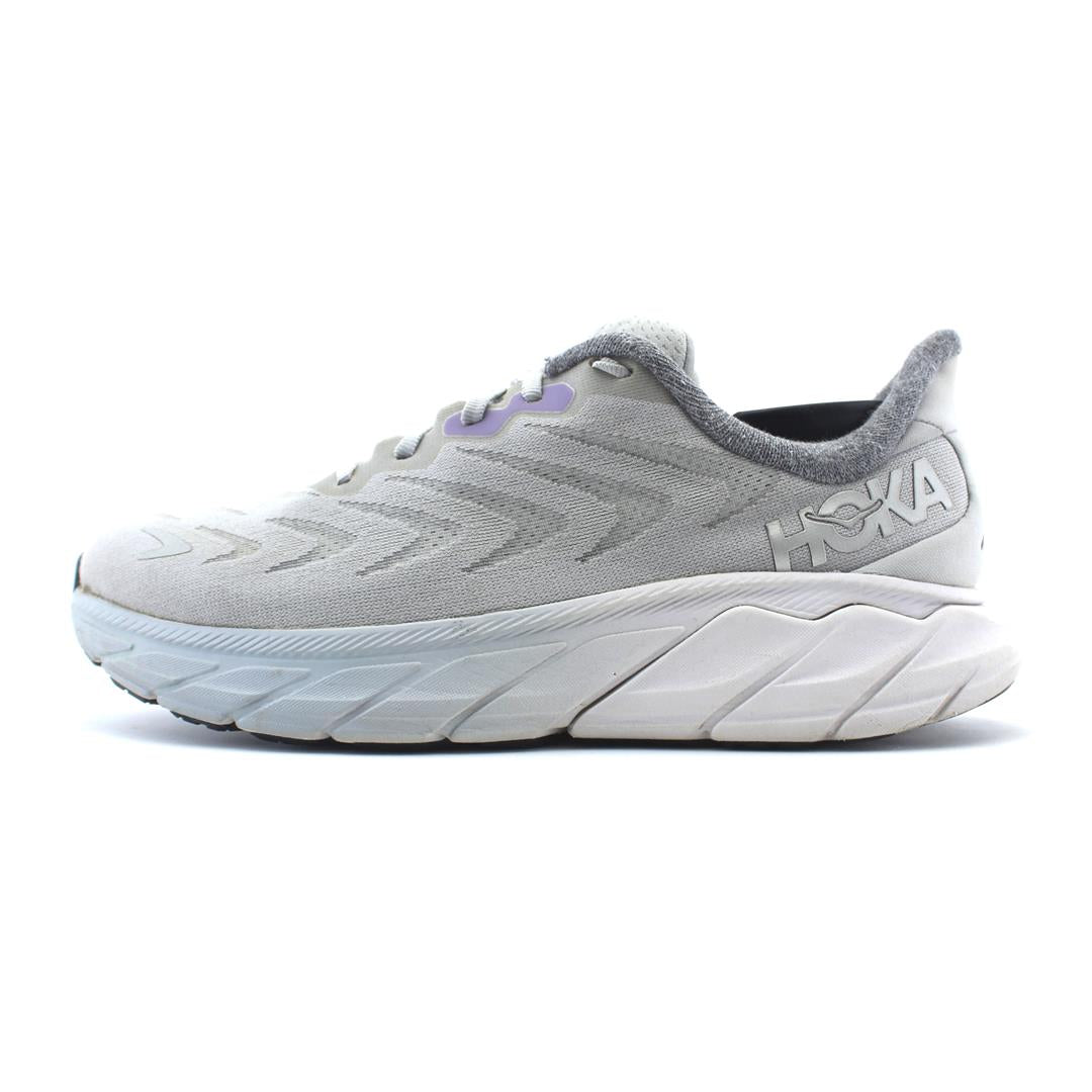 HOKA ONE ONE ARAHI 6