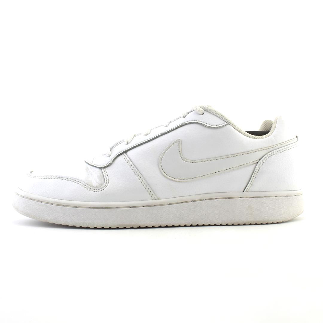 NIKE  EBERNON LOW