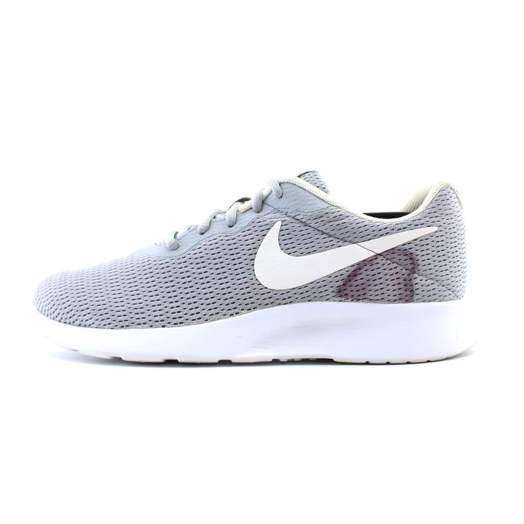 NIKE TANJUN