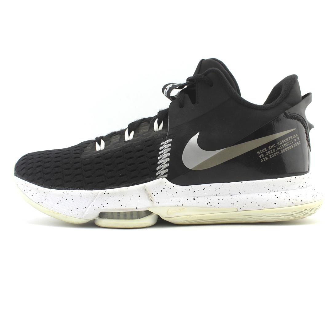 NIKE  LEBRON WITNESS 5