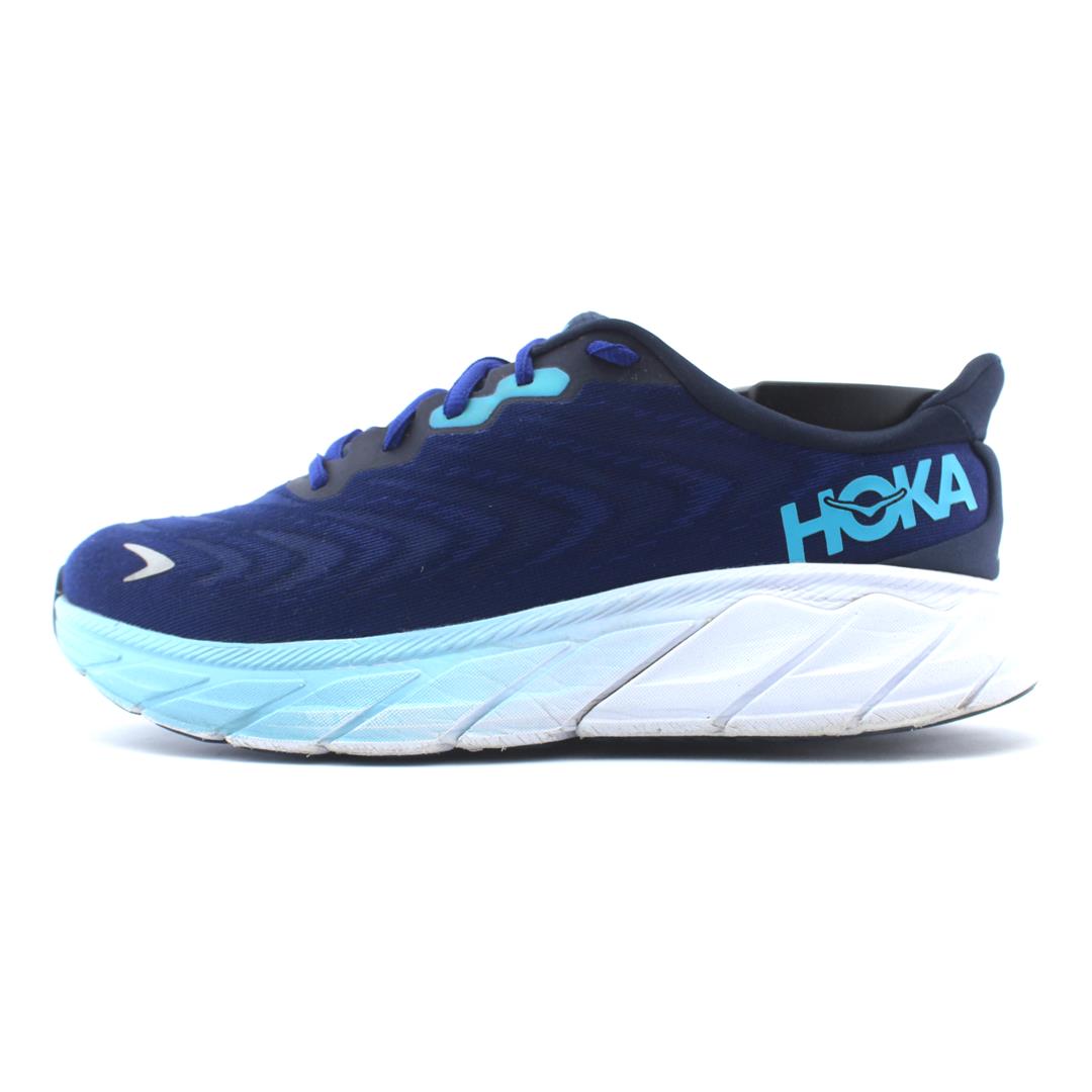 HOKA ONE ONE ARAHI 6
