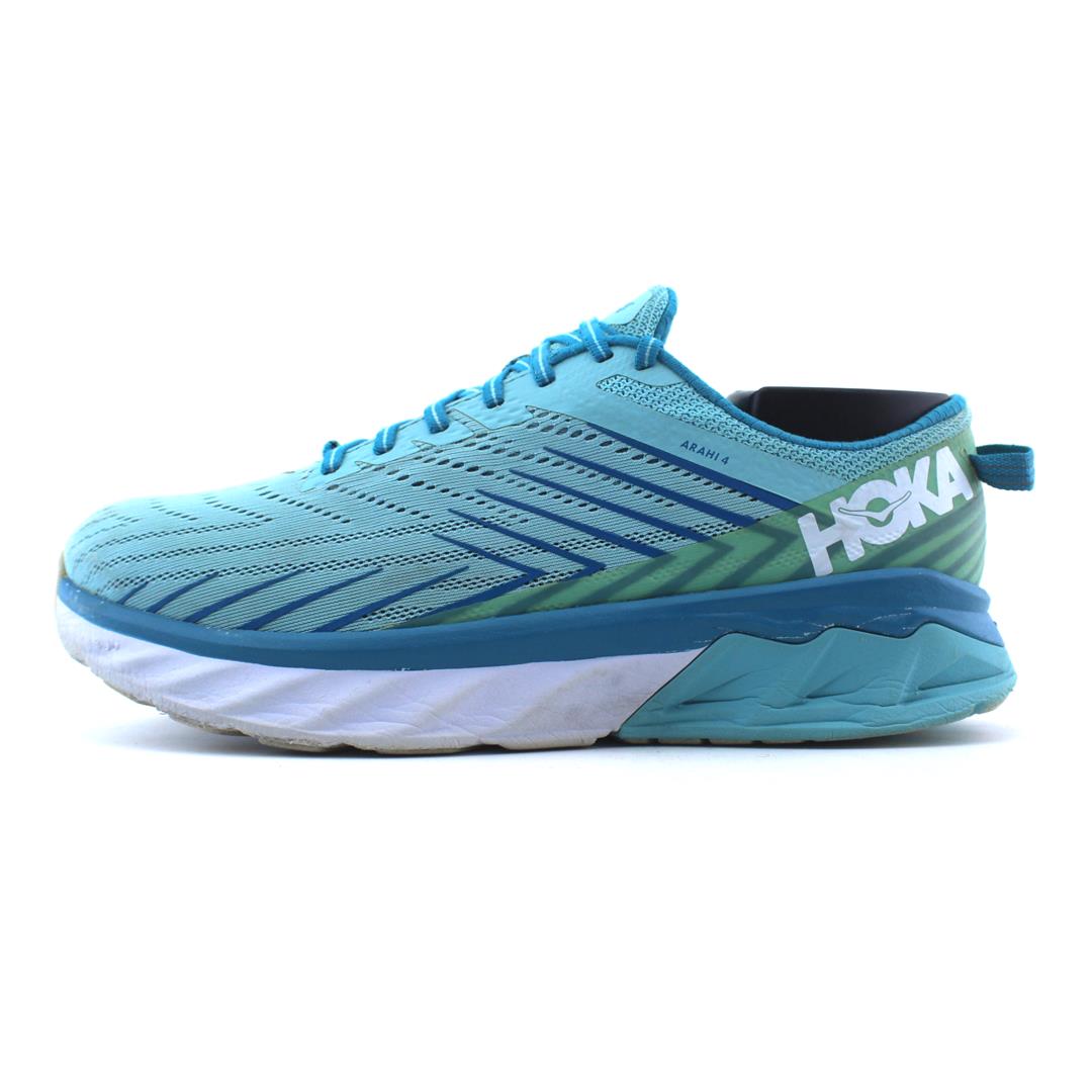 HOKA ONE ONE ARAHI 6