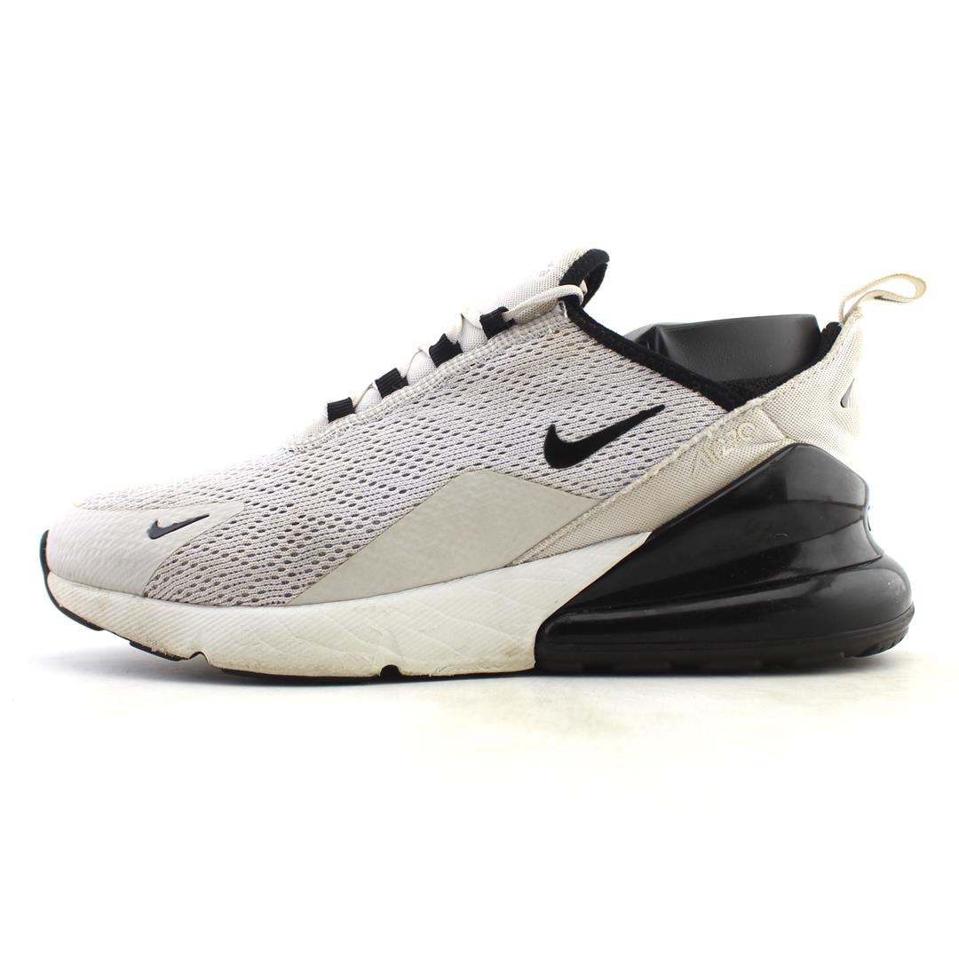 NIKE AIR MAX 270