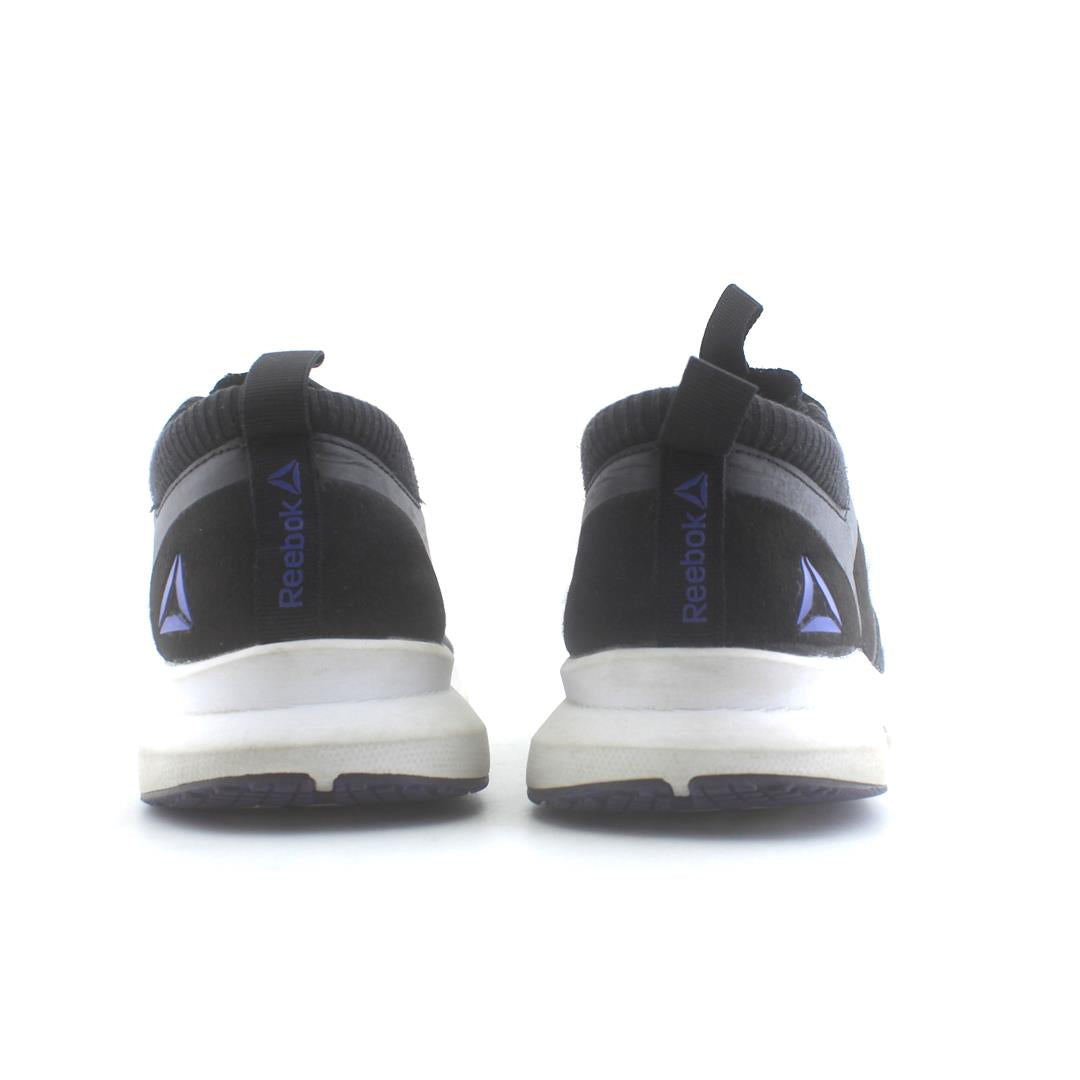 Buy Reebok Shoes Online In Pakistan