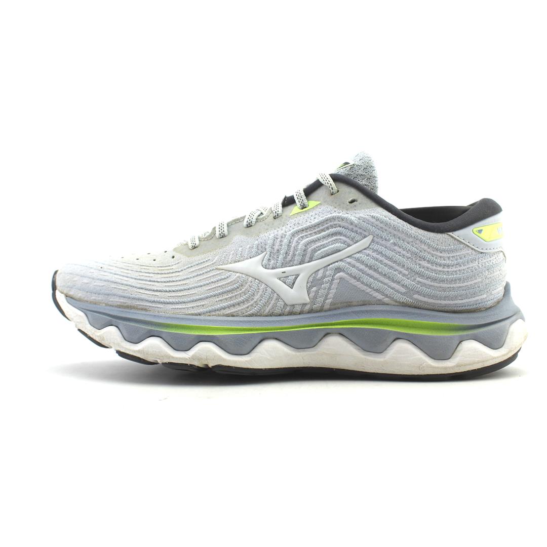 MIZUNO WAVE HORIZON 06