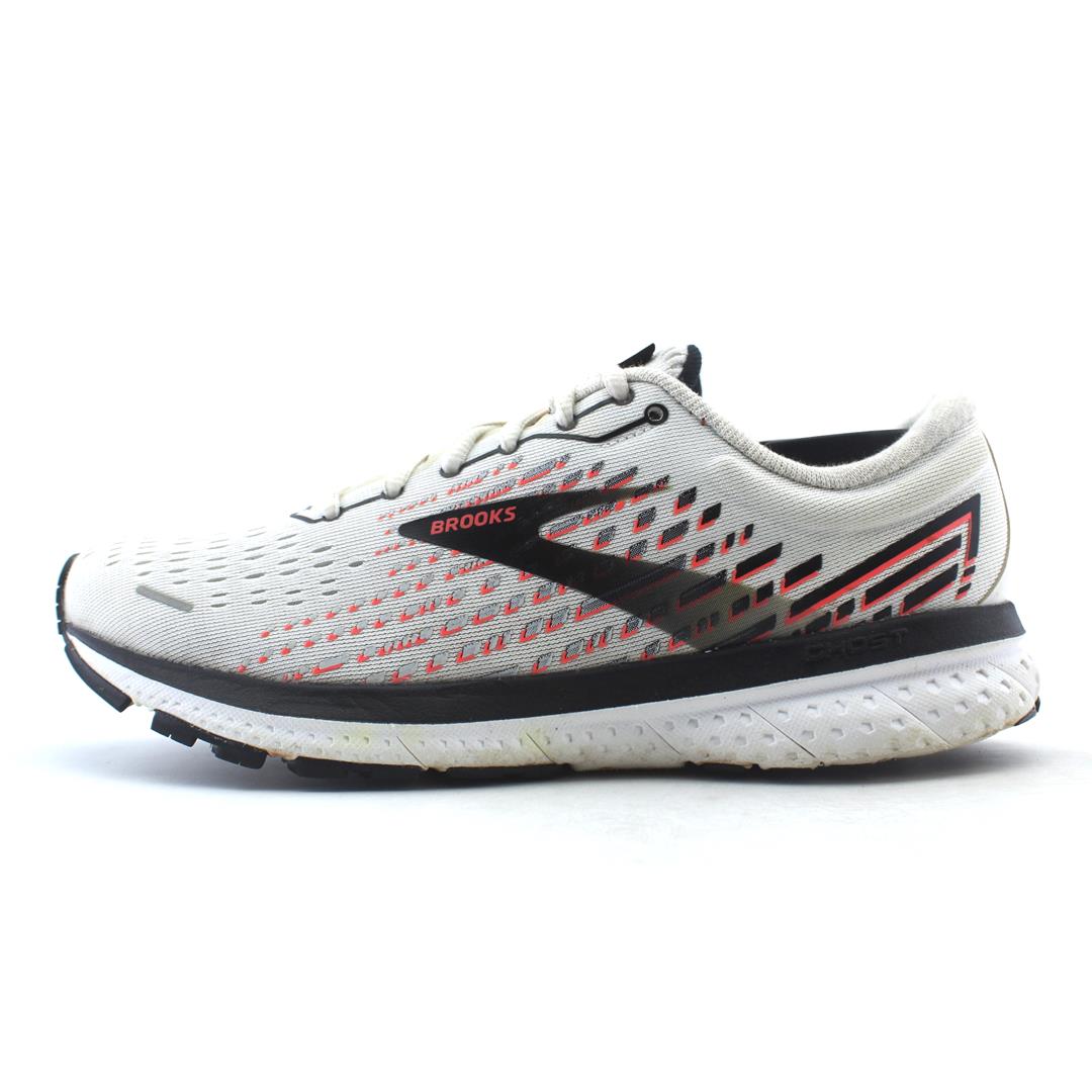 BROOKS GHOST 13