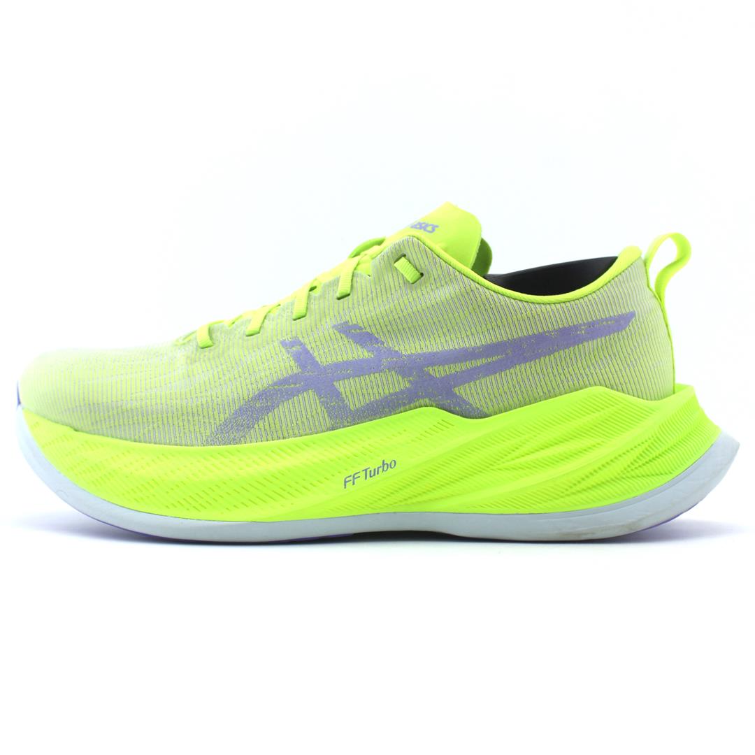 ASICS SUPERBLAST